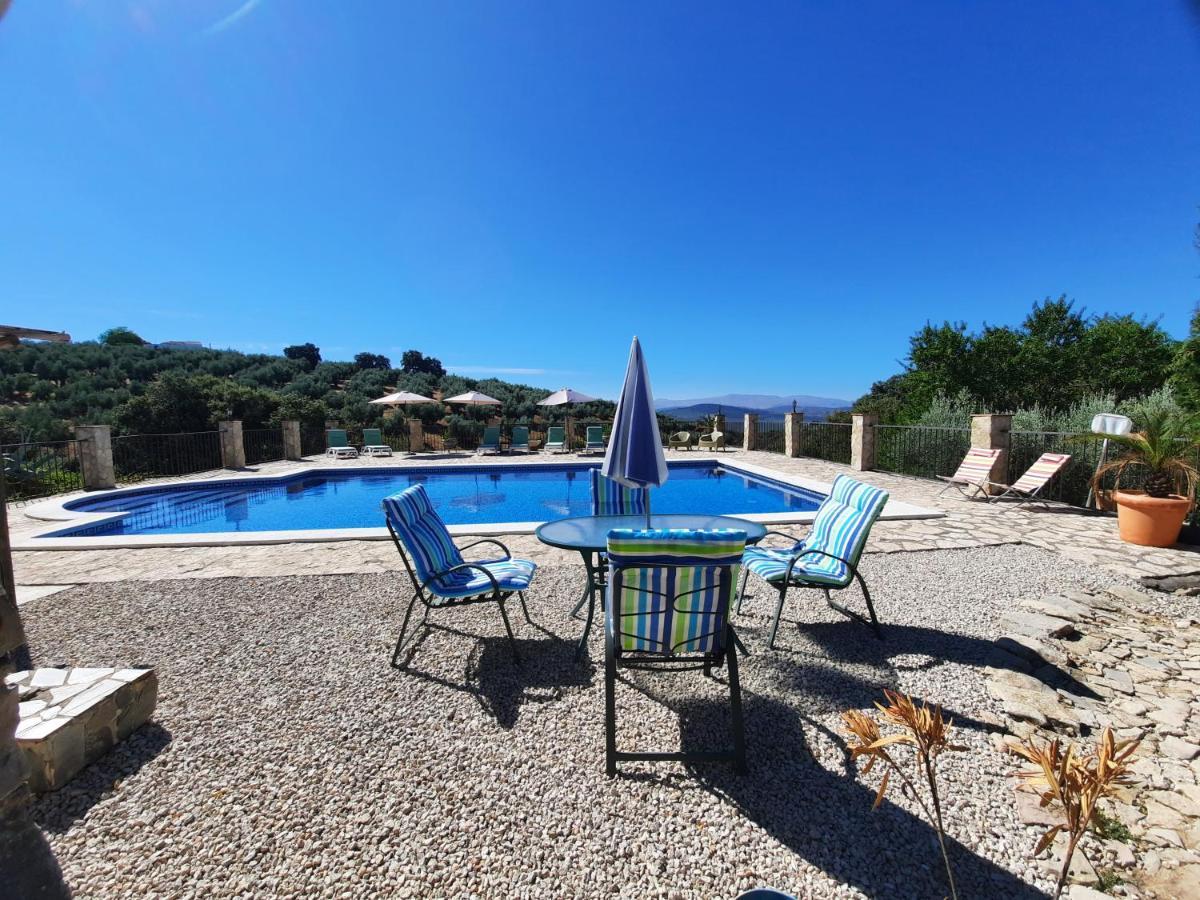 Hacienda La Buena Vida B&B En Appartementen Casita La Bruja Algarinejo ภายนอก รูปภาพ
